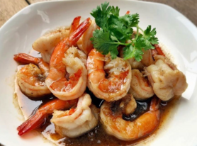 Koeng Kratiam Prik Thai